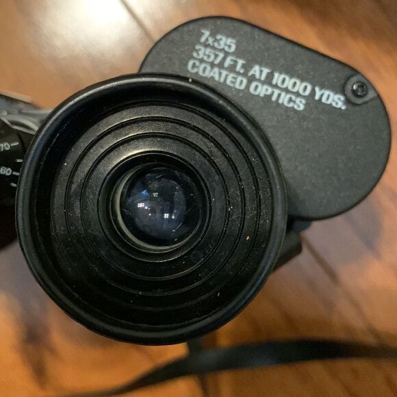 Bushnell Citation Vintage Binoculars 7X35 357 feet at 1000 yards - Coated optics - Picture 3 of 11